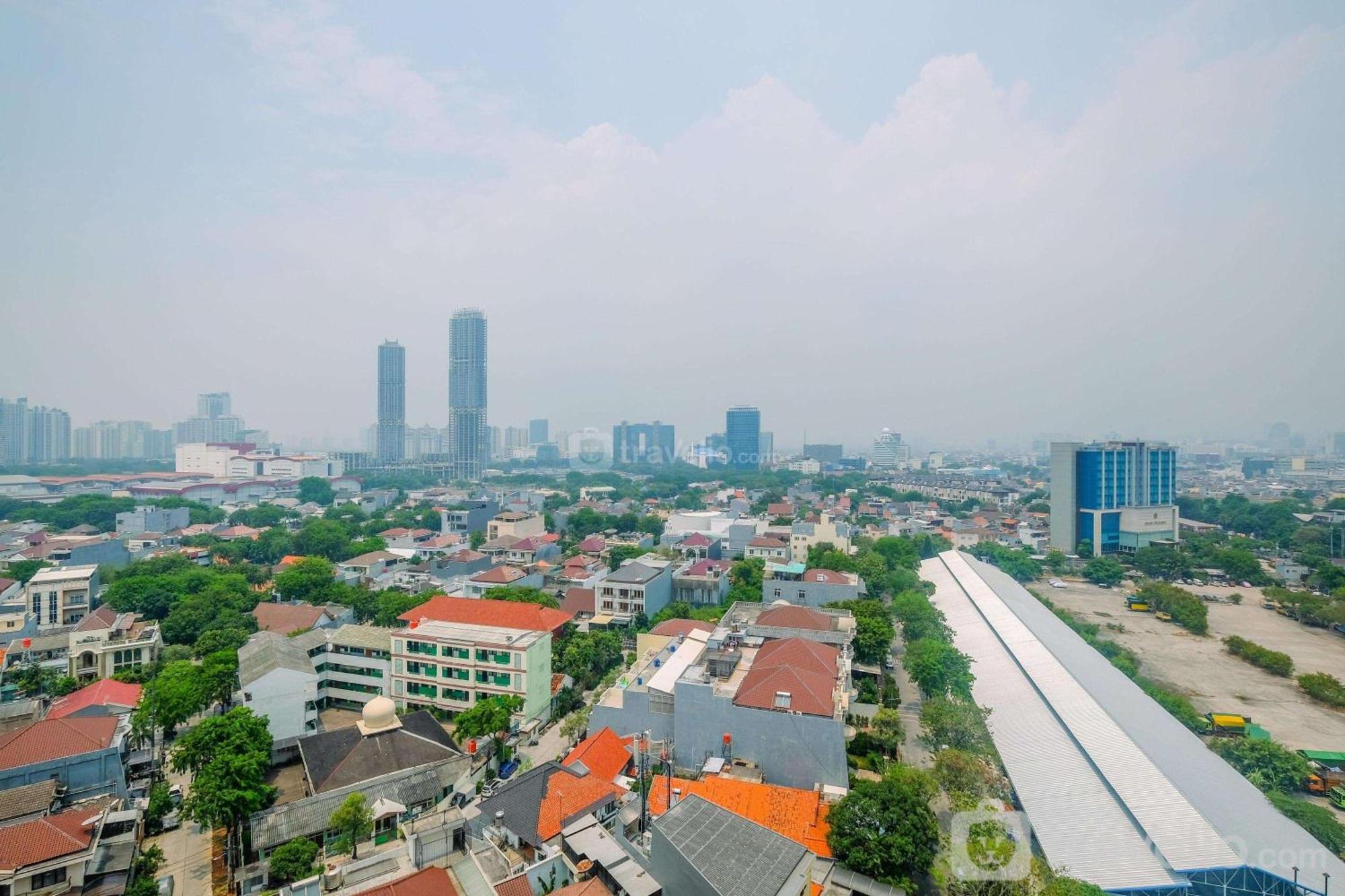 Relaxing And Stylish At Amethyst Tower By Travelio Apartemen *